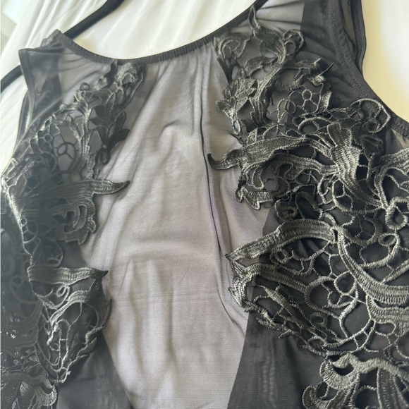 Revolve Lace Bodysuit - Picture 6 of 8